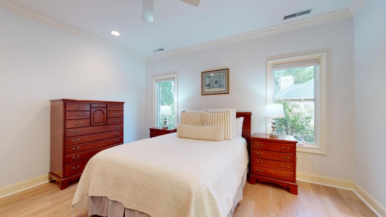 33 Swing About Villa Hilton Head Island Exterior photo